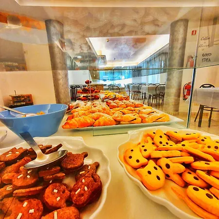 Dependance Marina 3* Риччоне