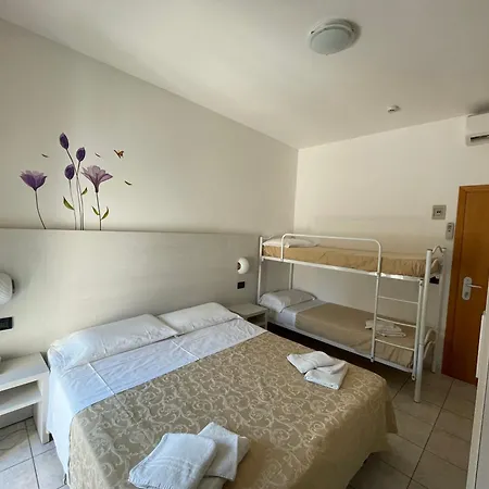 Marina Hotel